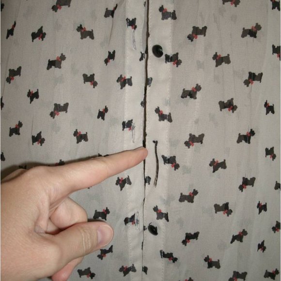 Adorable Scottie Dog Blouse Forever 21 Buttons Down Back - Picture 3 of 3